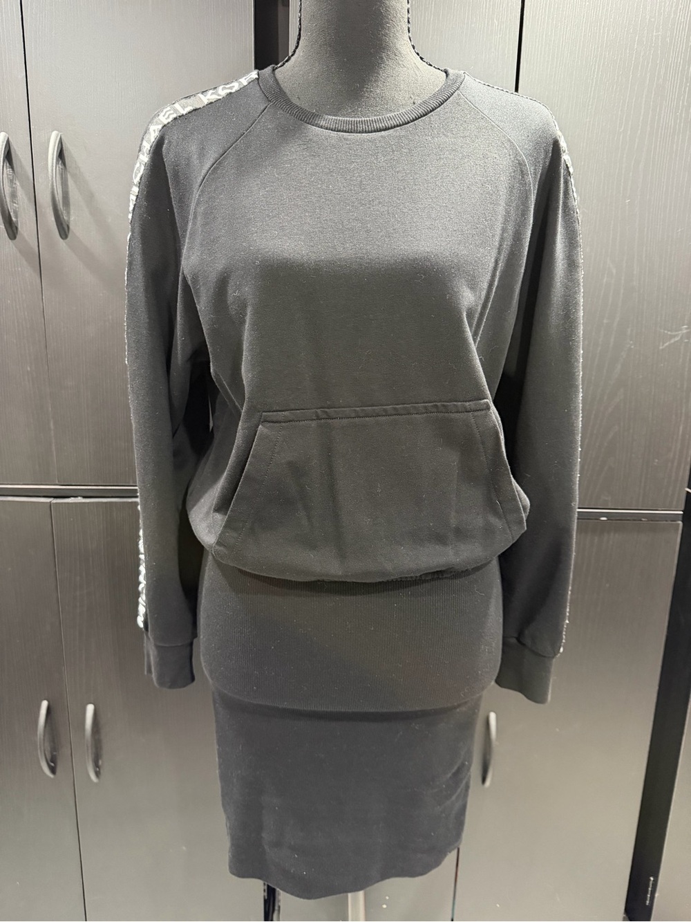 MICHAEL Michael Kors Black Logo-Trim Crewneck Sweatshirt-Dress